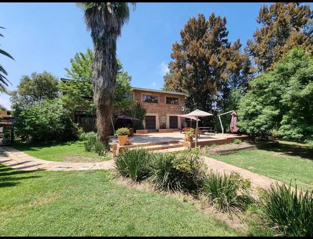 FARM FOR SALE IN MNANDI